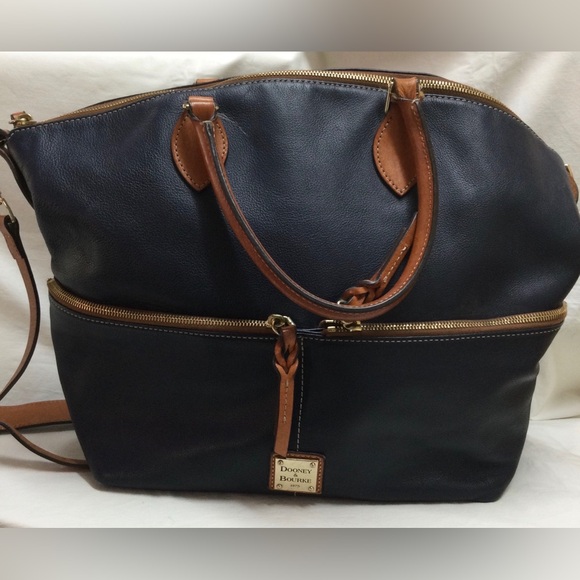 Dooney and Bourke Shoulder/Hand bag. Blue - Picture 3 of 16